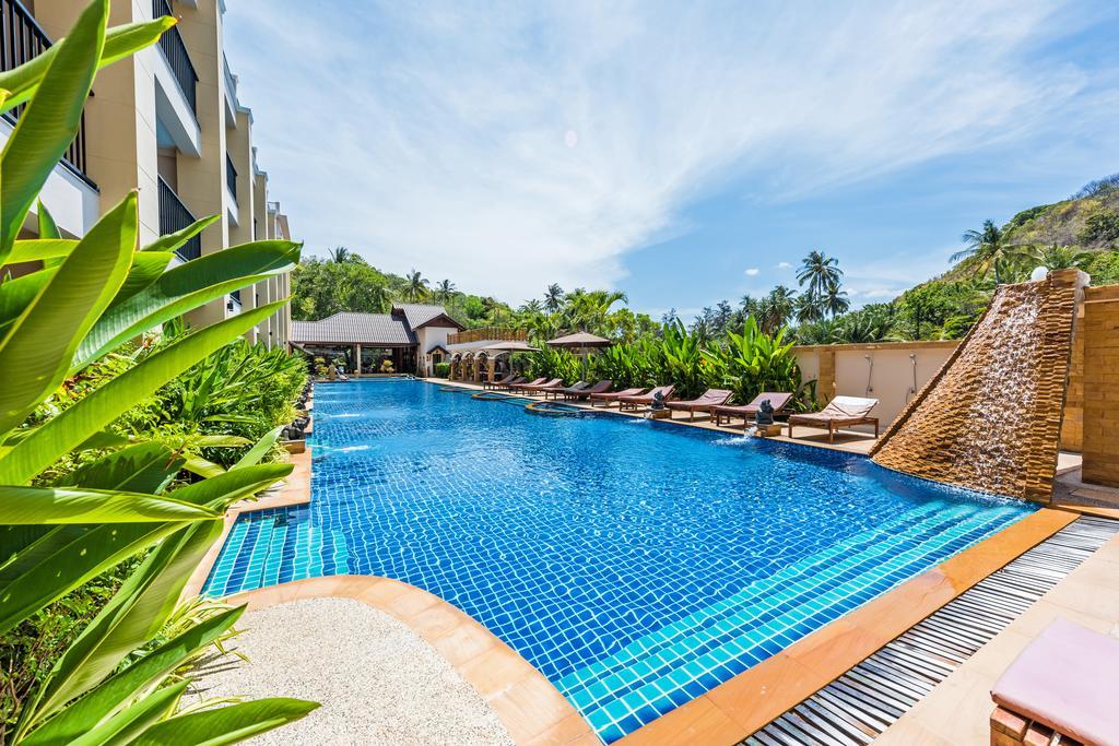 The Windmill Phuket Hotel Rawai Extérieur photo