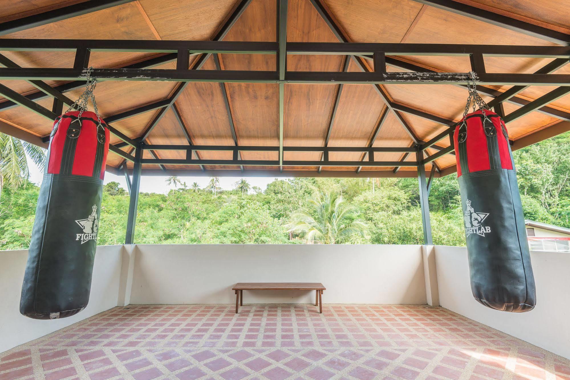 The Windmill Phuket Hotel Rawai Extérieur photo