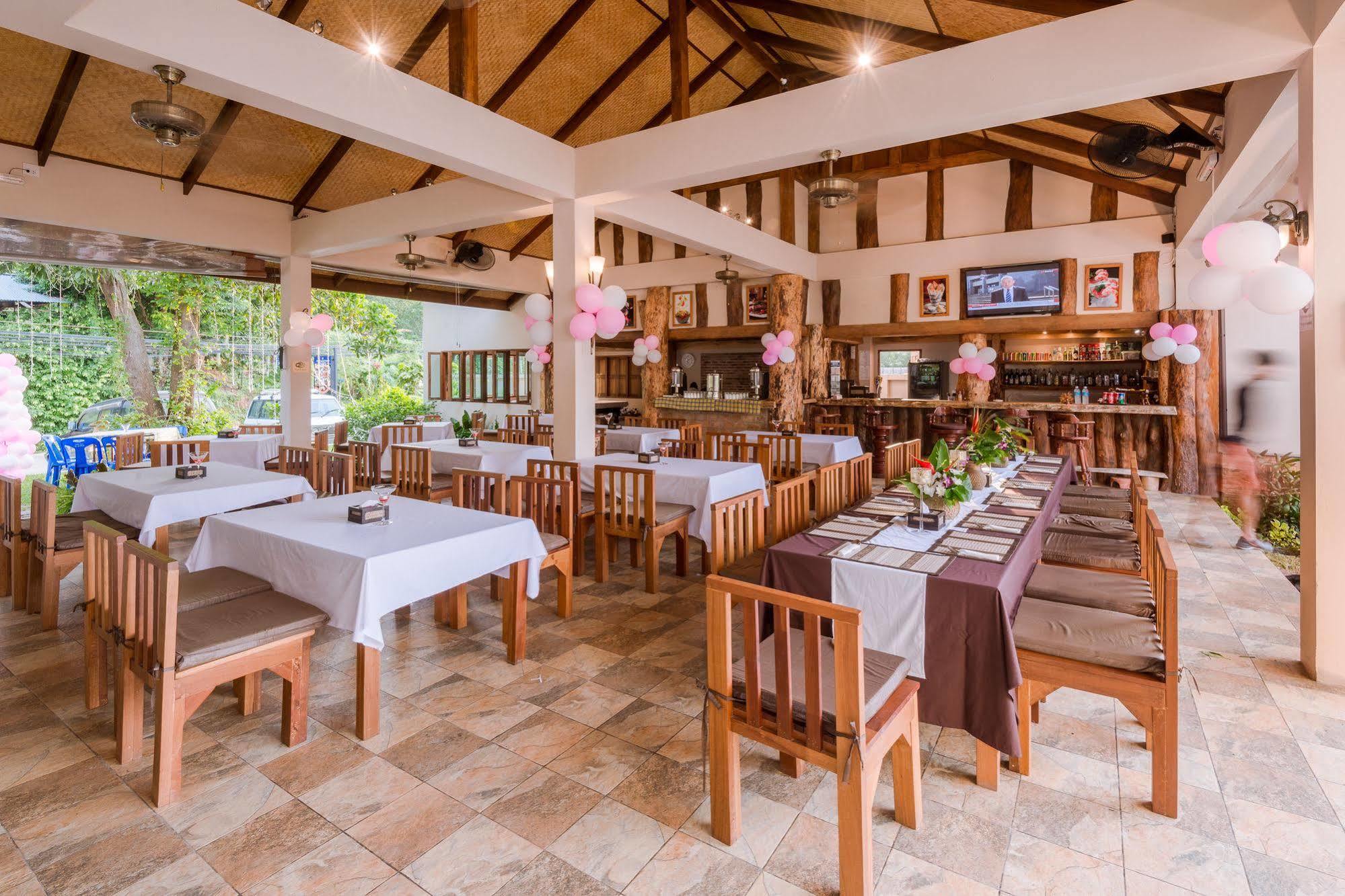 The Windmill Phuket Hotel Rawai Extérieur photo